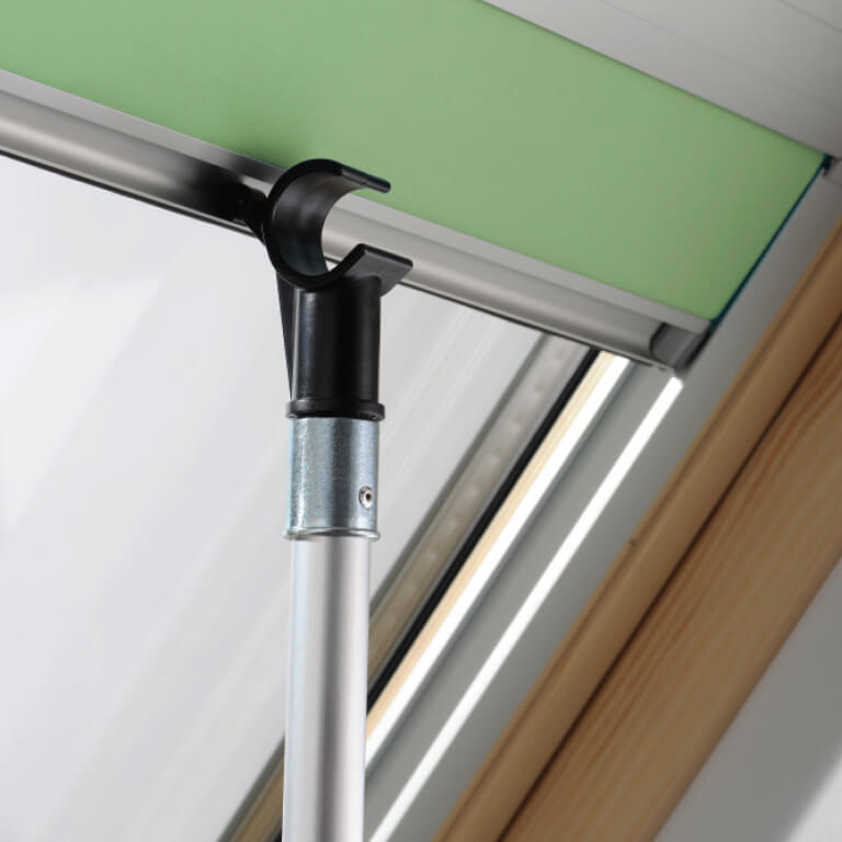 2m Telescopic pole for Velux and Keylite skylight windows AND blinds 